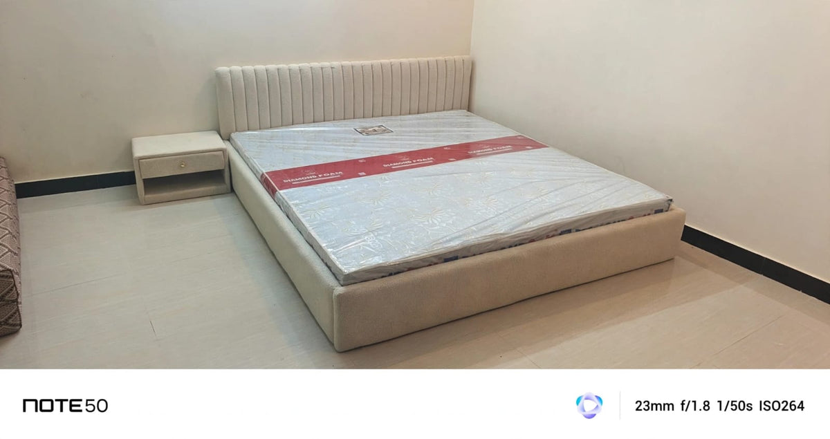 Floor Channel Bed+2side table